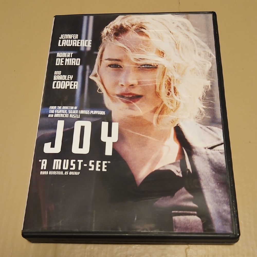 Joy DVD with Jennifer Lawrence